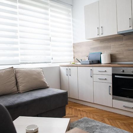 Apartman Tea 3 Belgrad Exterior foto